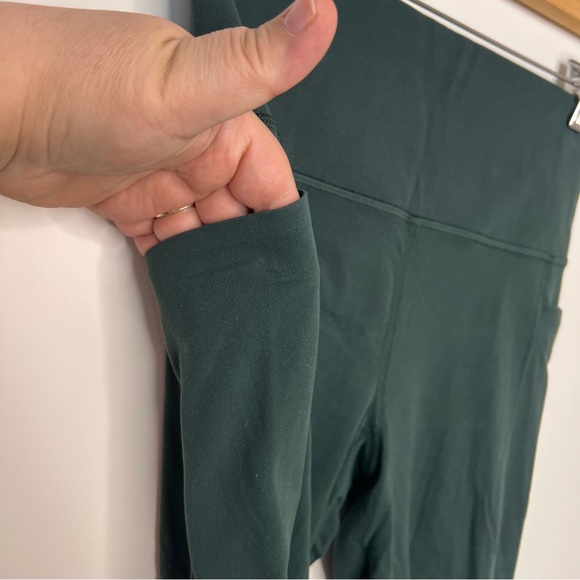 Athleta Salutation Stash Pocket II Tight Legging dark green sz small - Picture 5 of 12